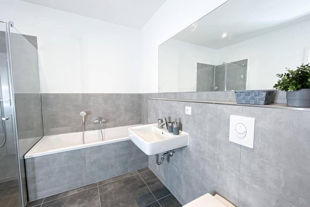 Modernes Luxus-Apartment Im Leipziger Zentrum Eksteriør bilde